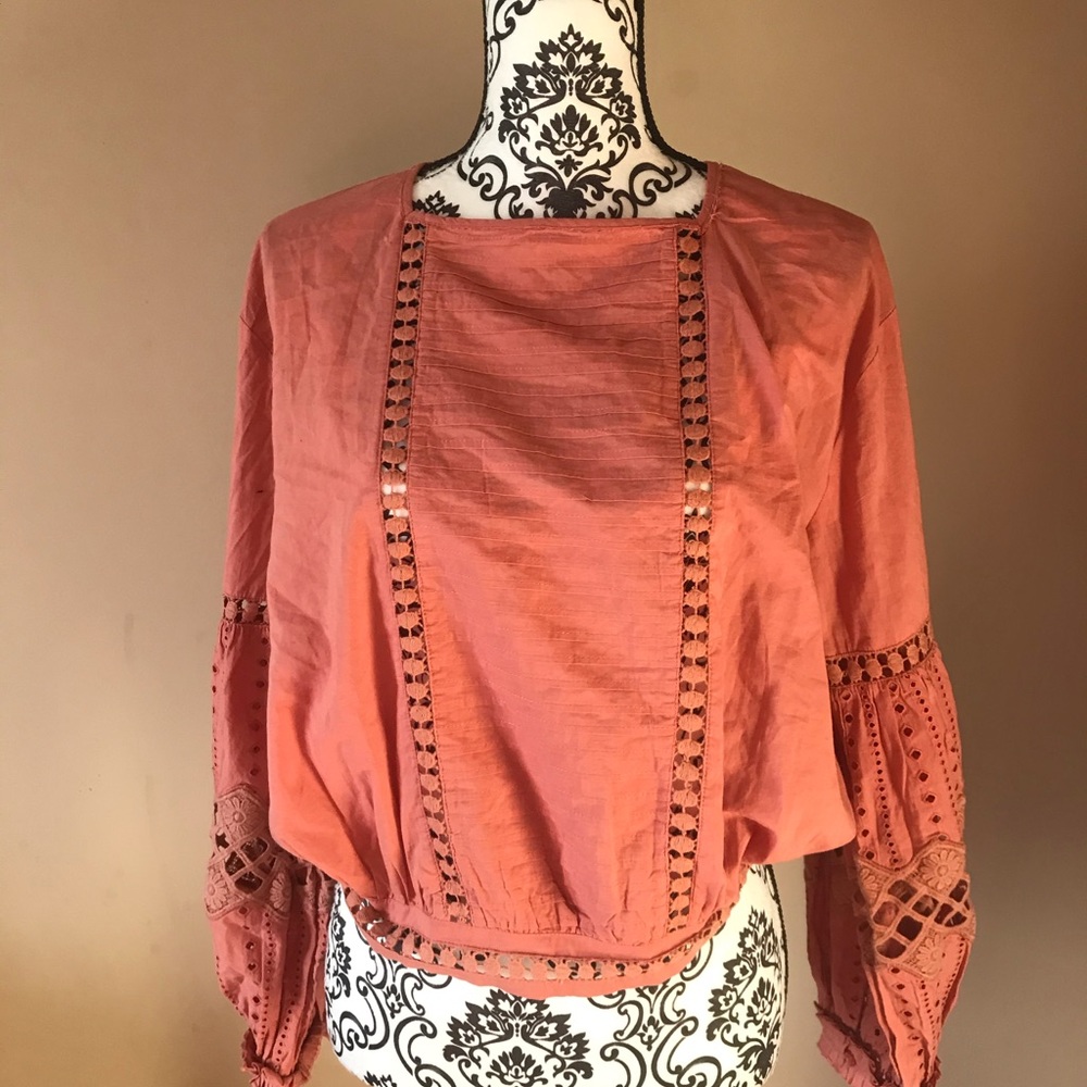 Beautiful peachy orange pink long sleeve